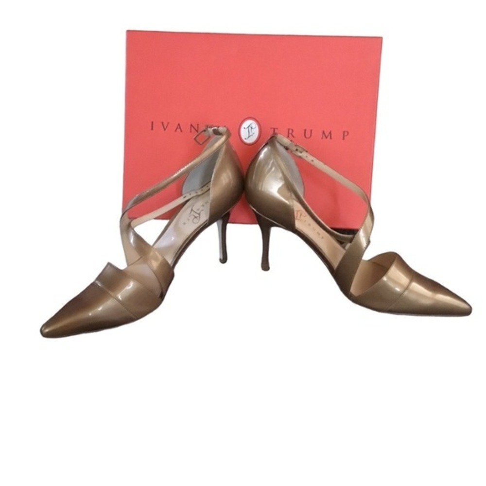 #76  Ivanka Trump 4 inch Shoes New with Box